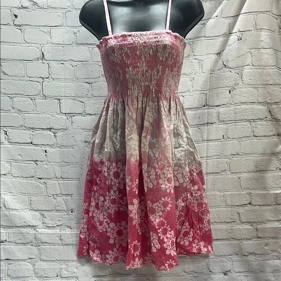 Pink Mini Sundress with Spaghetti Straps and Ombre Design - Picture 2 of 8
